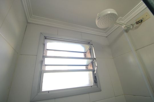 Banheiro de apartamento para alugar com 2 quartos, 70m² em Socorro, São Paulo