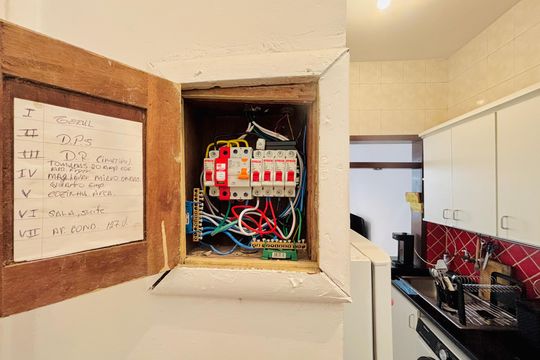 Apartamento à venda com 2 quartos, 57m² em Copacabana, Rio de Janeiro
