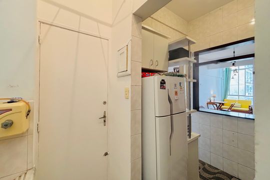 Apartamento à venda com 2 quartos, 57m² em Copacabana, Rio de Janeiro