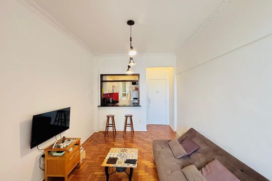 Apartamento à venda com 2 quartos, 57m² em Copacabana, Rio de Janeiro