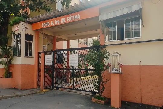 Fachada de apartamento para alugar com 2 quartos, 45m² em Tomás Coelho, Rio de Janeiro