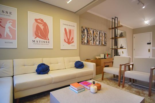 Sala de apartamento à venda com 3 quartos, 100m² em Bela Vista, Porto Alegre