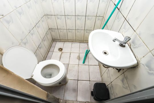 Banheiro de kitnet/studio para alugar com 1 quarto, 15m² em Vila Mariana, São Paulo
