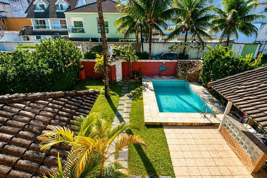 Vista de casa de condomínio à venda com 3 quartos, 353m² em Itanhangá, Rio de Janeiro