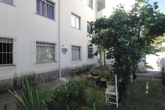 Jardim de apartamento à venda com 2 quartos, 46m² em Vila Cloris, Belo Horizonte