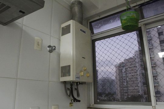 Área de Serviço de apartamento para alugar com 2 quartos, 70m² em Barra Olímpica, Rio de Janeiro