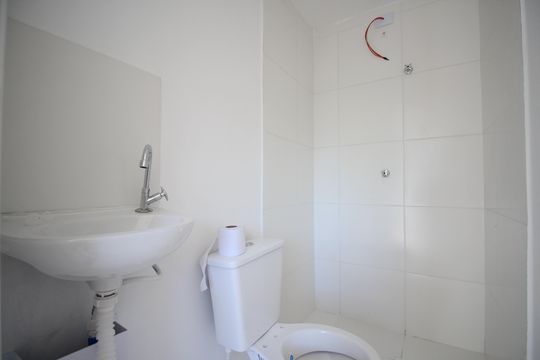 Banheiro de kitnet/studio para alugar com 1 quarto, 18m² em Vila Andrade, São Paulo
