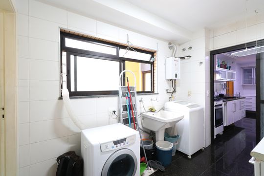 Área de Serviço de apartamento à venda com 3 quartos, 147m² em Alto da Lapa, São Paulo