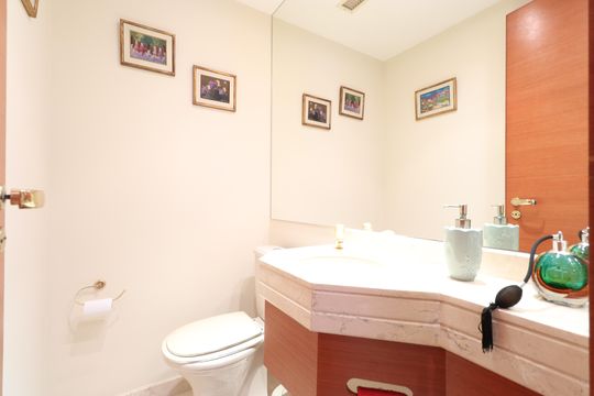 Lavabo de apartamento à venda com 3 quartos, 147m² em Alto da Lapa, São Paulo