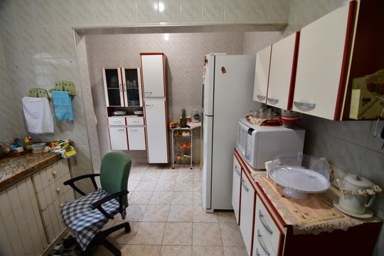 Cozinha de casa à venda com 3 quartos, 160m² em Campinas, Campinas
