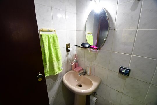 Banheiro Suíte de casa à venda com 3 quartos, 160m² em Campinas, Campinas