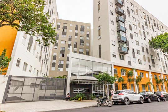 Fachada de apartamento à venda com 2 quartos, 34m² em Água Rasa, São Paulo