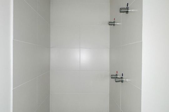 Banheiro da Suíte de apartamento à venda com 1 quarto, 29m² em Alto da Boa Vista, São Paulo