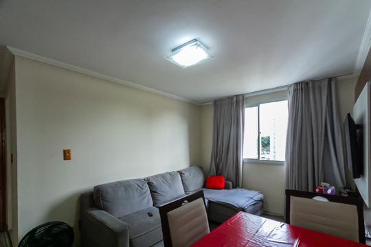 Sala de apartamento à venda com 2 quartos, 55m² em Santa Terezinha, São Bernardo do Campo