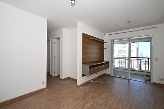Apartamento para alugar com 3 quartos, 64m² em Vila Suzana, São Paulo