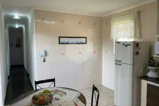 Casa à venda com 4 quartos, 222m² em Jardim Pacaembu, Jundiaí
