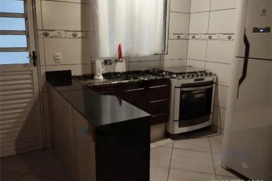Casa à venda com 4 quartos, 160m² em Jardim Tamoio, Jundiaí