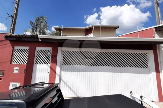 Casa à venda com 4 quartos, 178m² em Horto Santo Antonio, Jundiaí