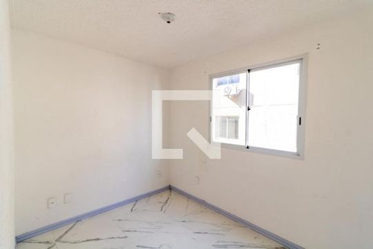 Quarto de apartamento para alugar com 2 quartos, 44m² em Campo Novo, Porto Alegre