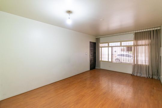 Casa à venda com 2 quartos, 221m² em Parque Jabaquara, São Paulo