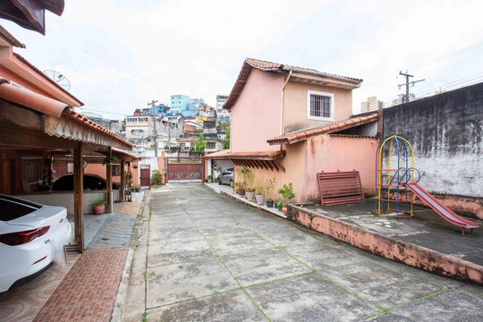Área comum de casa para alugar com 2 quartos, 80m² em Centro, Diadema