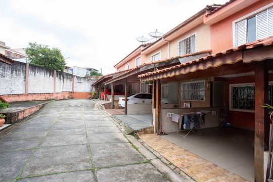 Área comum de casa para alugar com 2 quartos, 80m² em Centro, Diadema