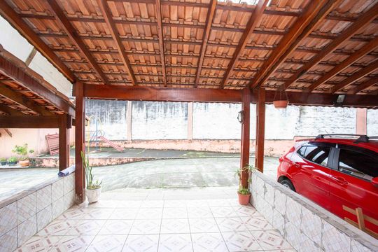 Garagem de casa para alugar com 2 quartos, 80m² em Centro, Diadema