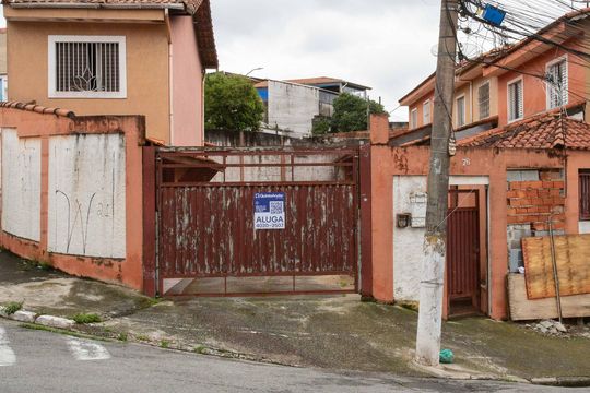 Fachada de casa para alugar com 2 quartos, 80m² em Centro, Diadema