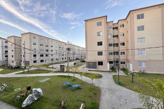 Fachada de apartamento à venda com 3 quartos, 44m² em Vargem Pequena, Rio de Janeiro
