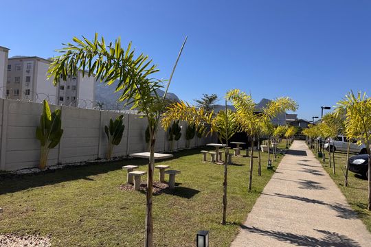 Área comum de apartamento à venda com 3 quartos, 44m² em Vargem Pequena, Rio de Janeiro