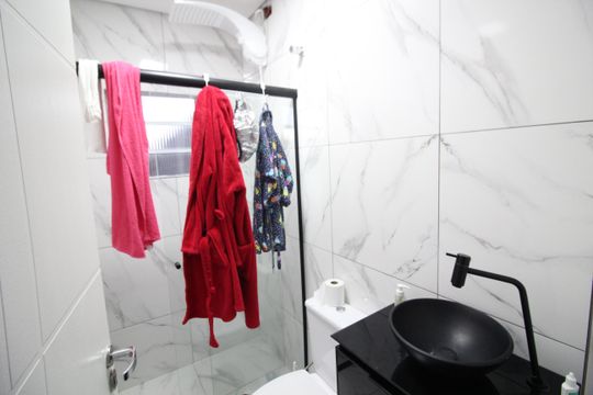 Banheiro da Suíte 2 de casa à venda com 4 quartos, 150m² em Vila Yolanda, Osasco