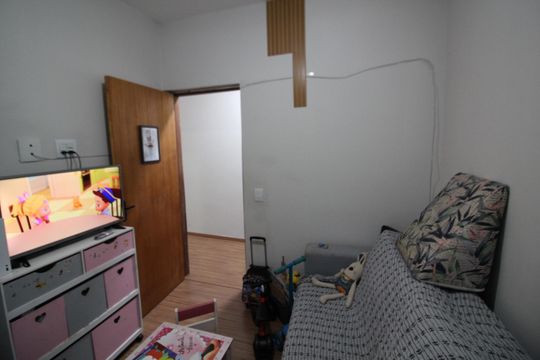 Quarto 3 de casa à venda com 4 quartos, 150m² em Vila Yolanda, Osasco
