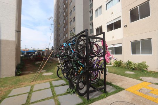 Área comum - Bicicletário de apartamento para alugar com 2 quartos, 32m² em Parque São Lourenço, São Paulo