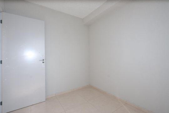 Quarto 1 de apartamento para alugar com 2 quartos, 32m² em Parque São Lourenço, São Paulo