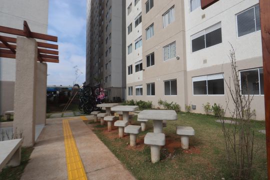 Área comum - Pracinha de apartamento para alugar com 2 quartos, 32m² em Parque São Lourenço, São Paulo