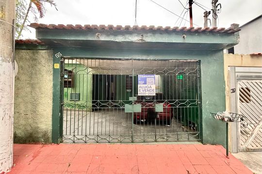 Fachada  de casa à venda com 2 quartos, 180m² em Vila Buenos Aires, São Paulo