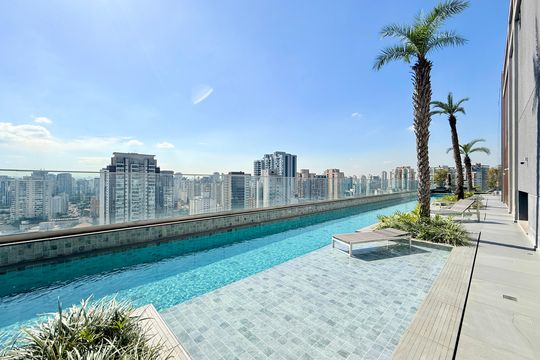 Piscina  de apartamento à venda com 2 quartos, 84m² em Jardim das Acacias, São Paulo