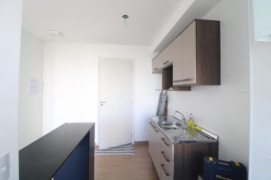 Cozinha de apartamento para alugar com 1 quarto, 37m² em Vila Gea, São Paulo