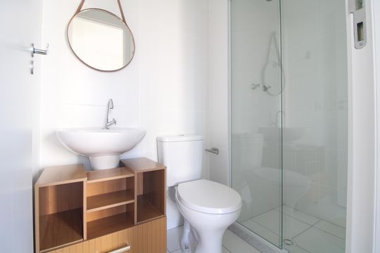 Banheiro de apartamento para alugar com 1 quarto, 37m² em Vila Gea, São Paulo