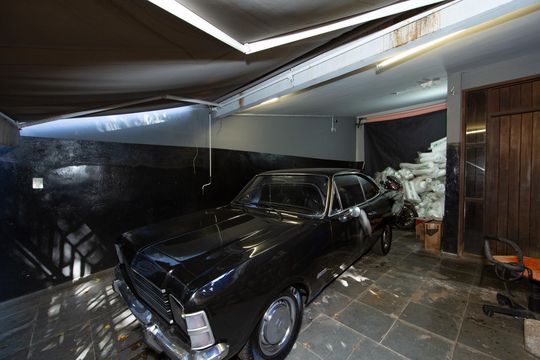 GARAGEM de casa à venda com 4 quartos, 254m² em Serra, Belo Horizonte
