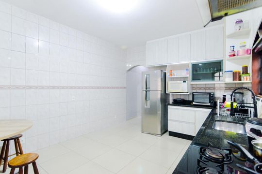 Cozinha de casa para alugar com 3 quartos, 150m² em Jardim Santa Maria, Guarulhos
