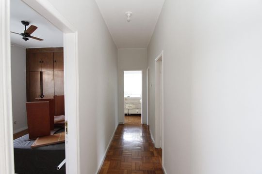 Corredor de apartamento à venda com 4 quartos, 318m² em Grajaú, Belo Horizonte