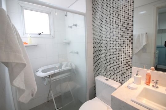 Banheiro da Suíte 2 de apartamento à venda com 2 quartos, 95m² em Cidade São Francisco, São Paulo