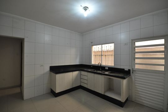 Banheiro de casa para alugar com 1 quarto, 50m² em Vila Constança, São Paulo