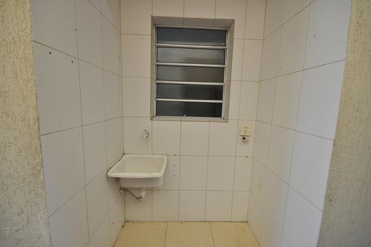 Área de Serviço de casa para alugar com 1 quarto, 50m² em Vila Constança, São Paulo