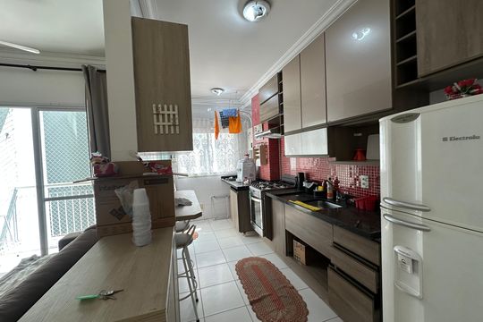 Cozinha de apartamento para alugar com 3 quartos, 63m² em Parque Viana, Barueri