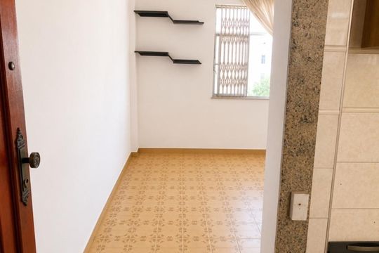 Apartamento para alugar com 2 quartos, 50m² em Irajá, Rio de Janeiro