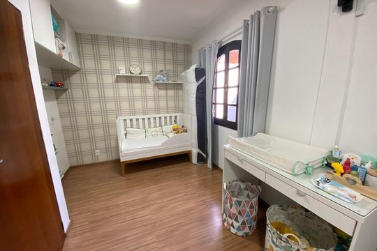 Quarto de casa para alugar com 2 quartos, 213m² em Parque Erasmo Assunção, Santo André