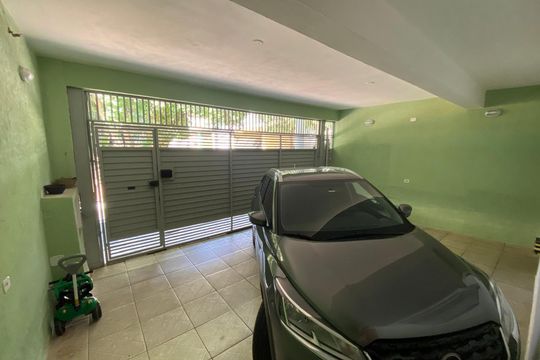 Garagem de casa para alugar com 2 quartos, 213m² em Parque Erasmo Assunção, Santo André
