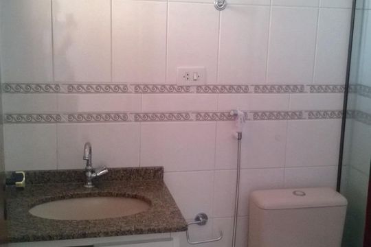 Banheiro de apartamento para alugar com 3 quartos, 99m² em Parque Residencial Aquarius, São José dos Campos
